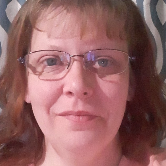 Meet your Posher, Kimberly - Picture 1 of 1
